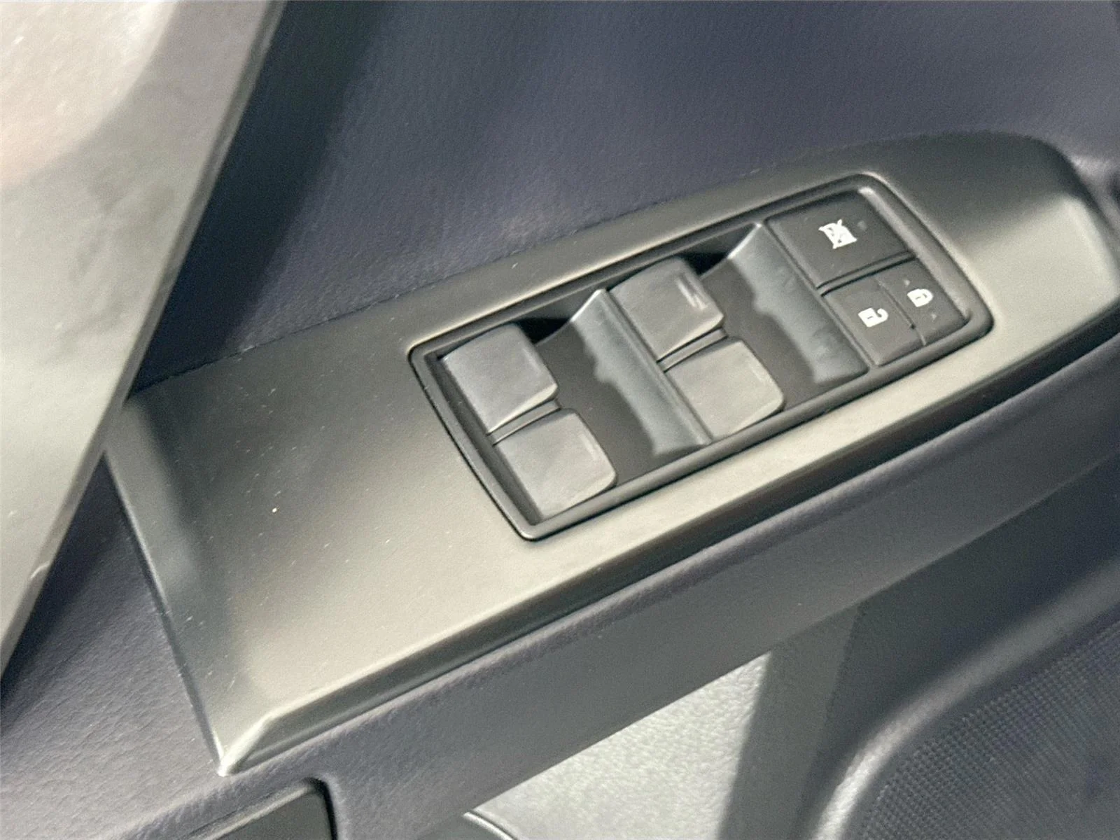 2023 Lexus GX LUXURY - Photo 31
