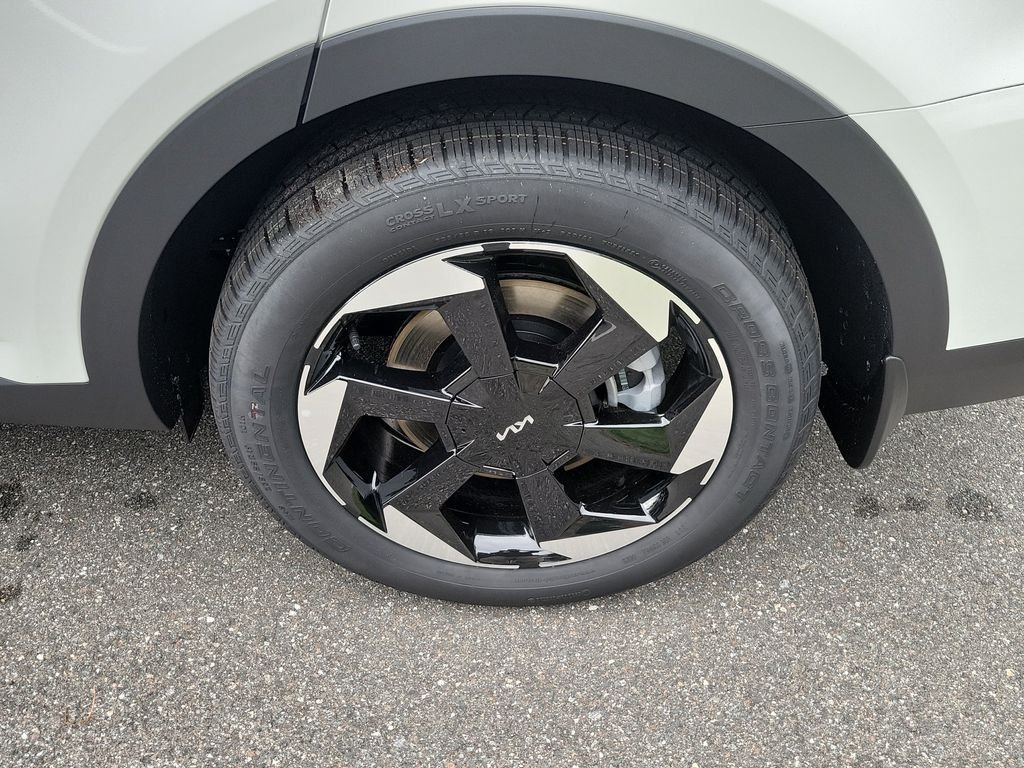 New 2026 Snow White Pearl Kia EX image 38
