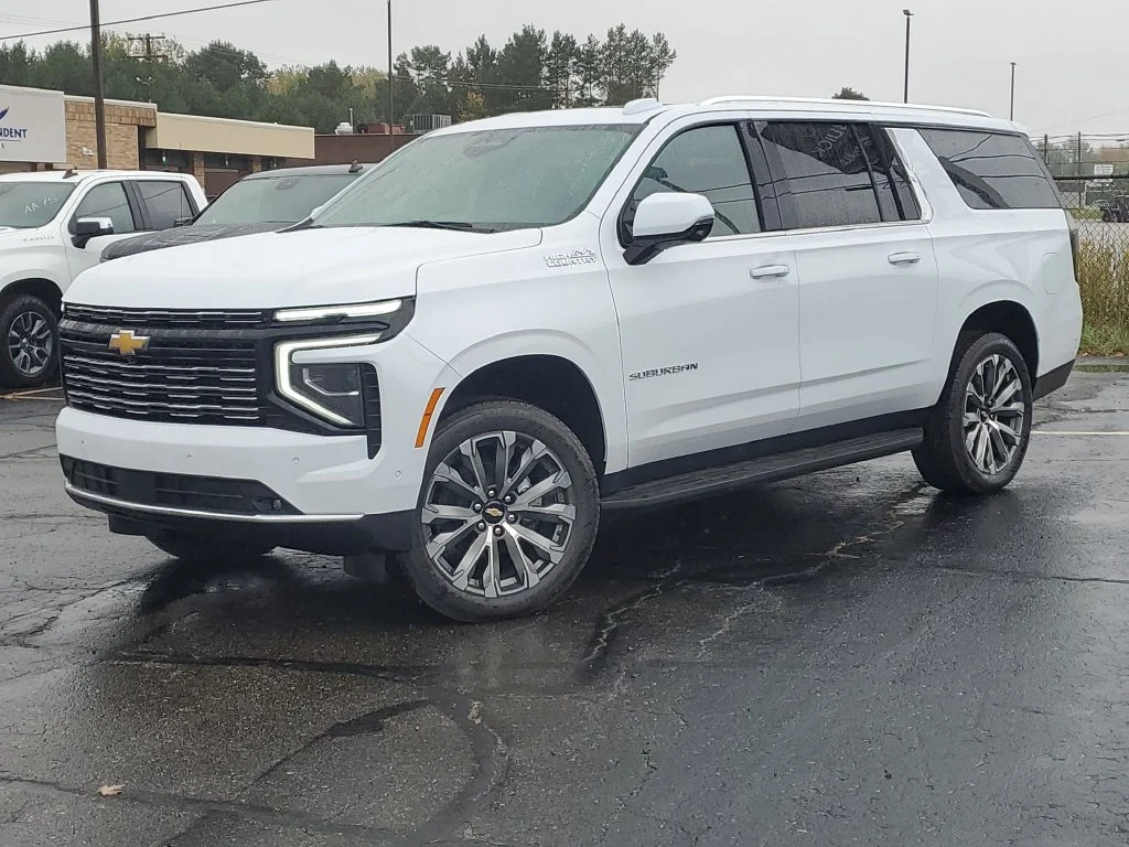 2027 Chevrolet Suburban High Country - Photo 29