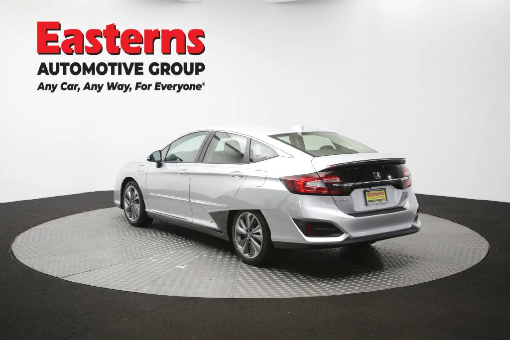 Used 2018 Silver Honda Touring image 63