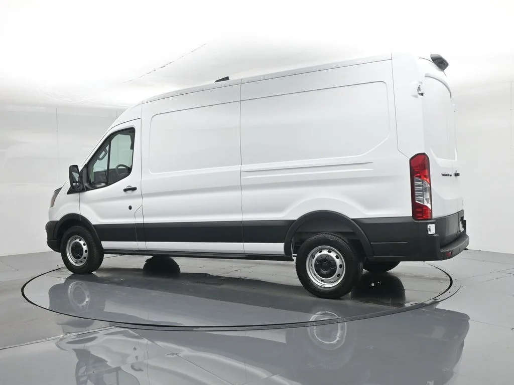 New 2026 White Ford Base image 6