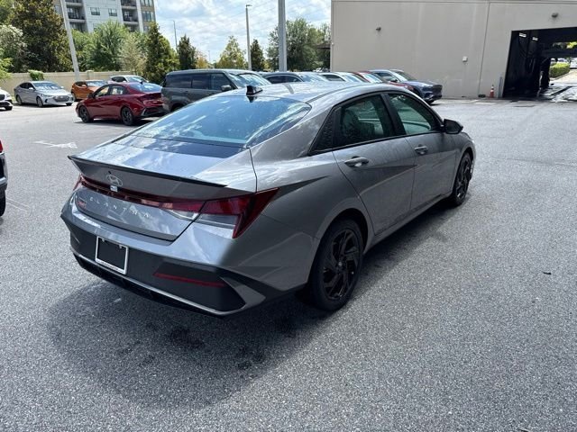 Used 2026 Silver Hyundai SEL Sport image 5