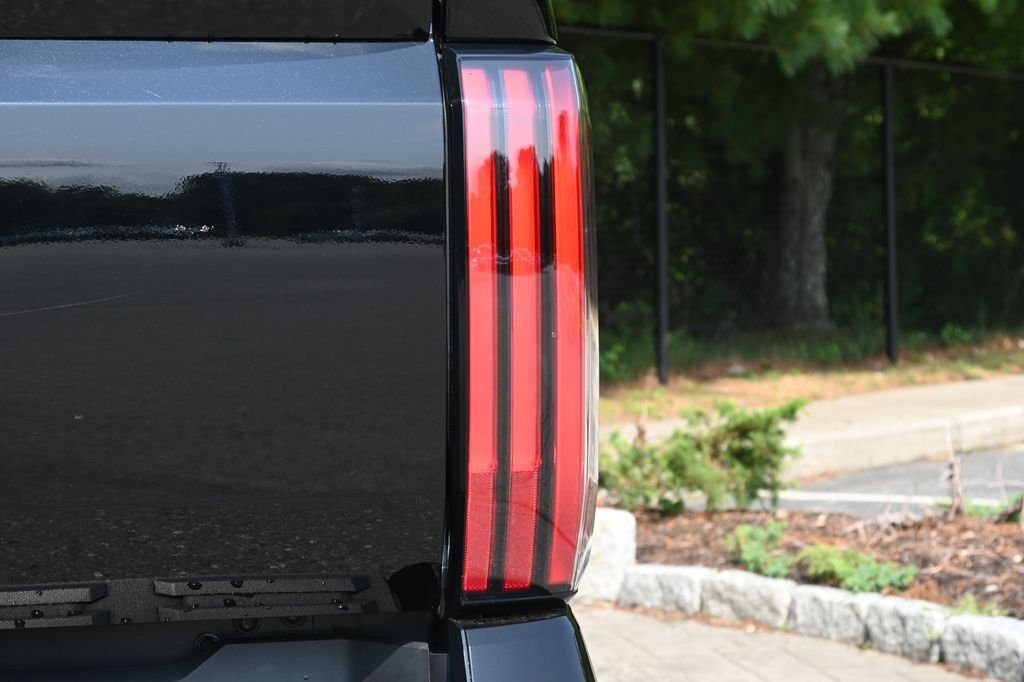Used 2025 Black Toyota Platinum image 13