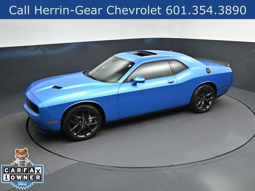 2023 Dodge Challenger SXT - Photo 31