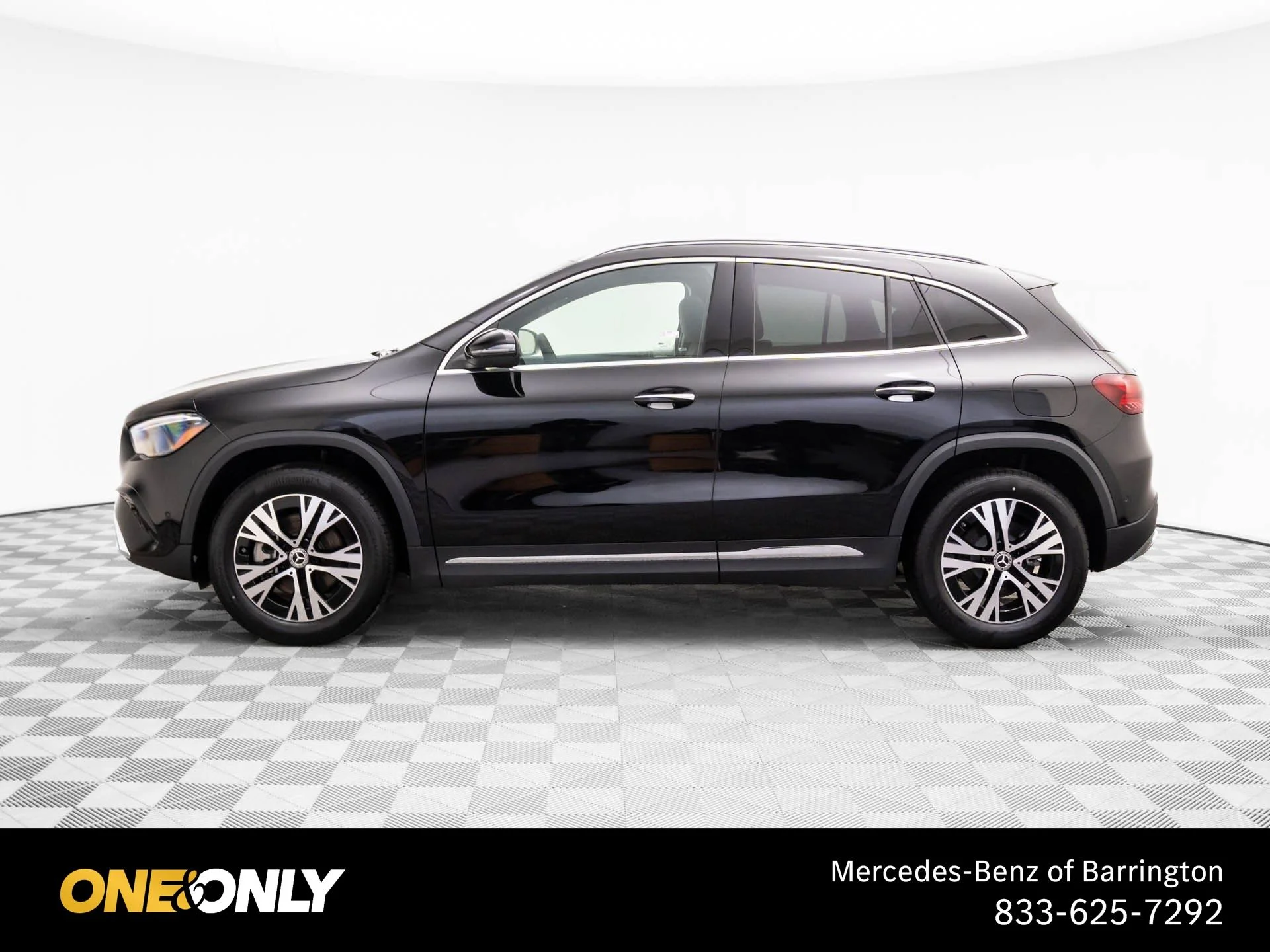 New 2026 Black Mercedes-Benz GLA 250 image 2