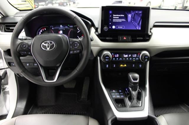 Certified Used 2024 WIND CHILL PEARL Toyota  image 12