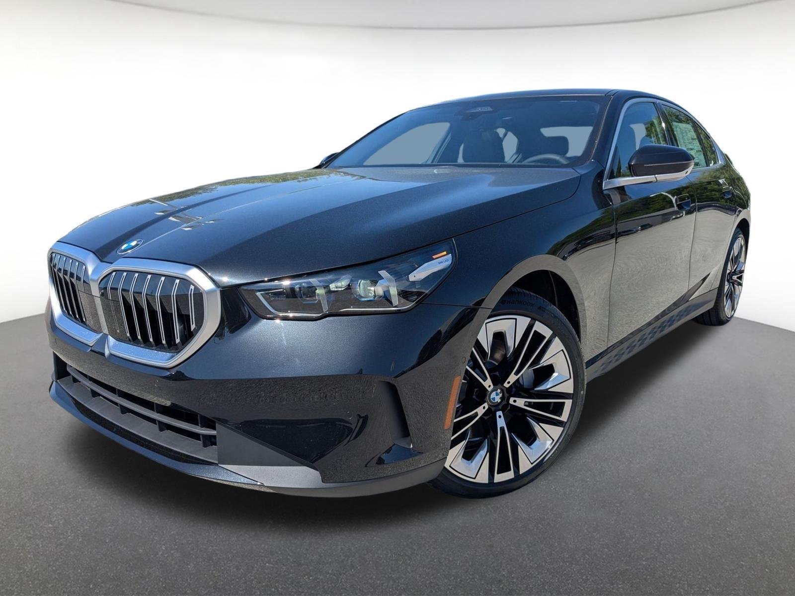 2027 BMW 5 Series 530i xDrive Sedan's photo