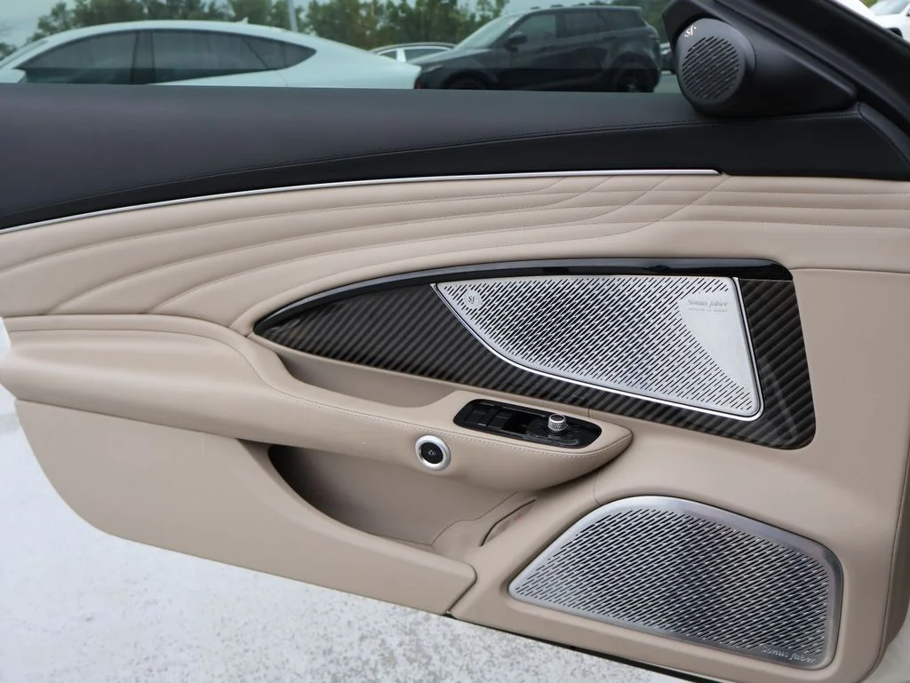 Used 2024 Bianco Solid Maserati Modena image 40