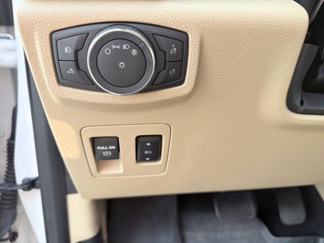 Used 2019 White Ford XLT image 18