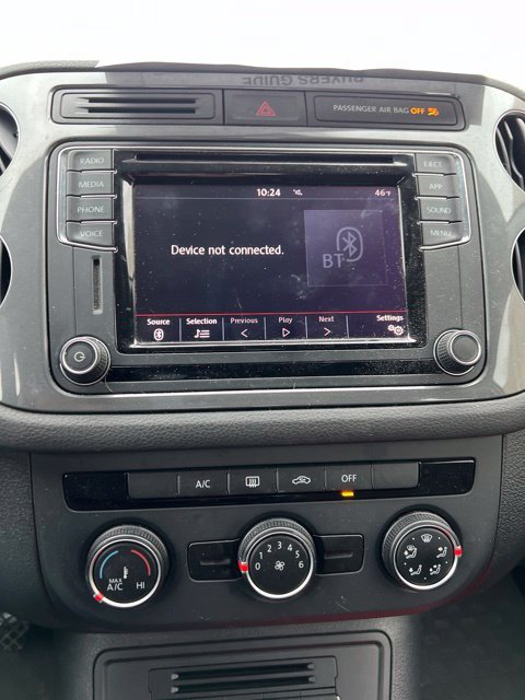 Certified Used 2017  Volkswagen 2.0T S image 8