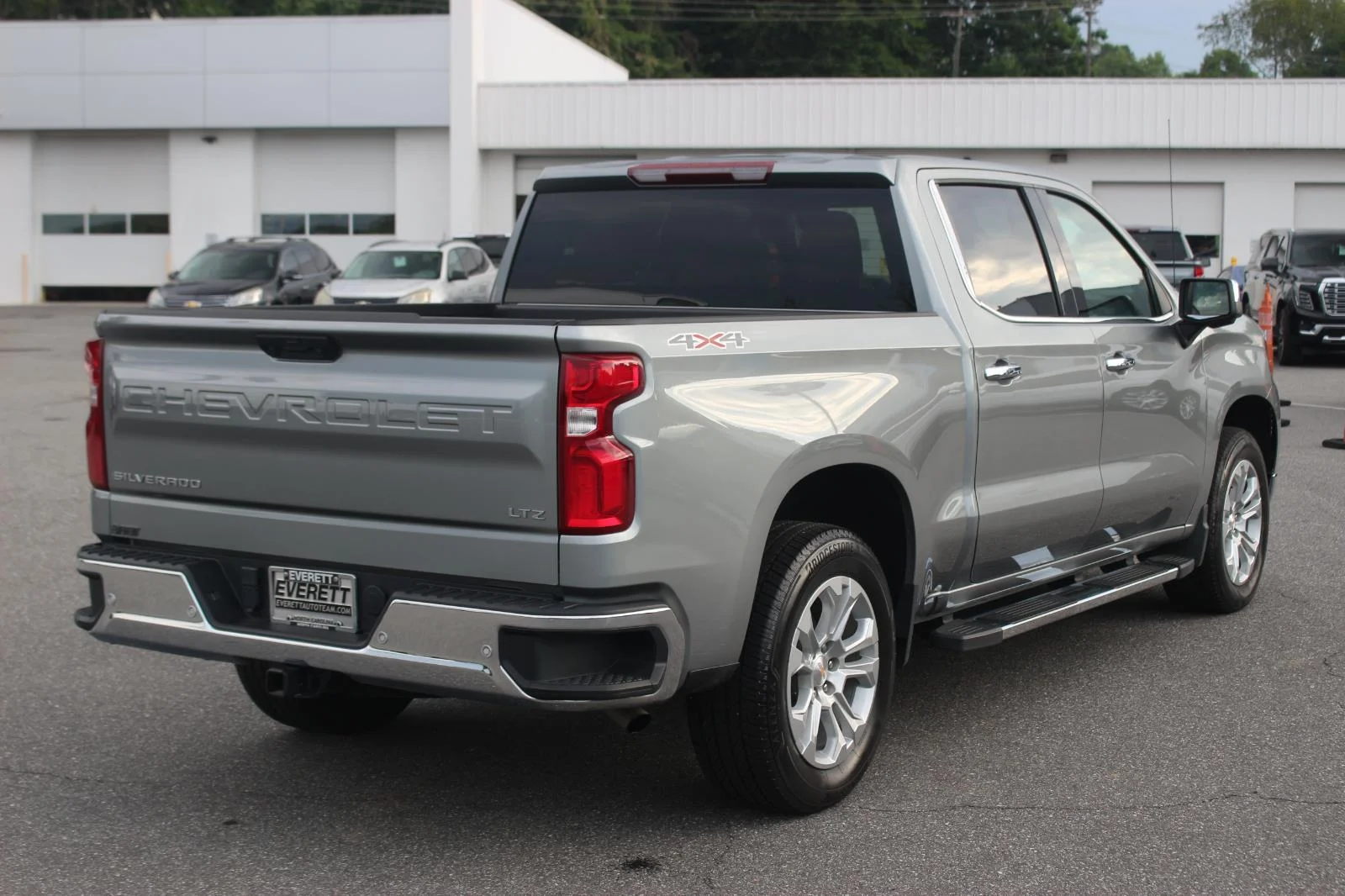 Used 2025 Sterling Gray Metallic Chevrolet LTZ image 7