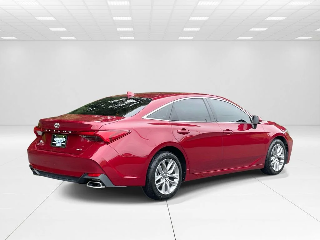 Used 2022 Red Toyota XLE image 6