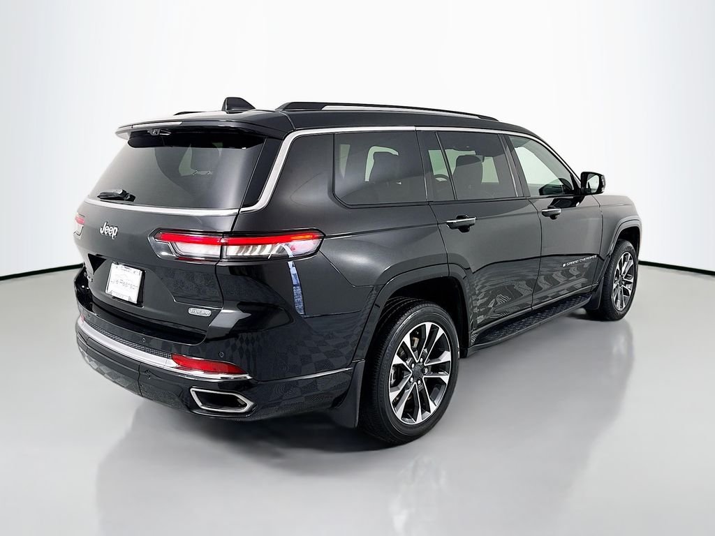 Used 2021 Black Jeep Overland image 9