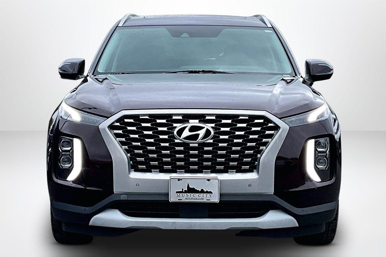 Used 2021 Sierra Burgundy Hyundai SEL image 2