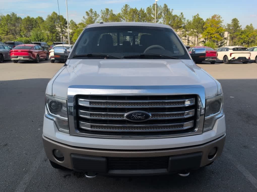 Used 2013 White Platinum Metallic Tri-Coat Ford King Ranch image 4