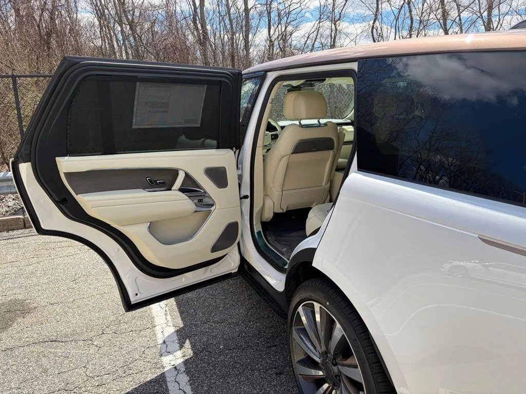 New 2026 White Land Rover SV image 12