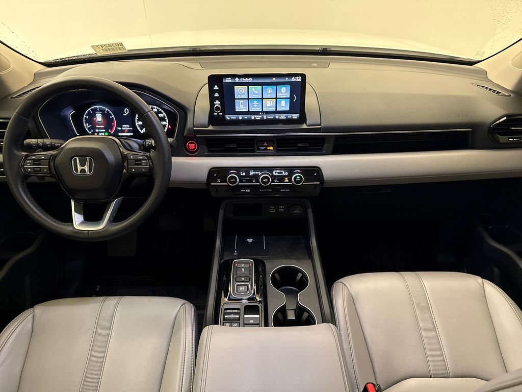 2025 Honda Pilot EX-L - Photo 12
