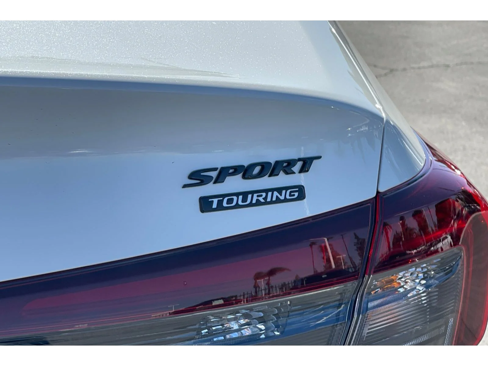 Used 2026 Platinum White Pearl Honda Sport Touring image 17