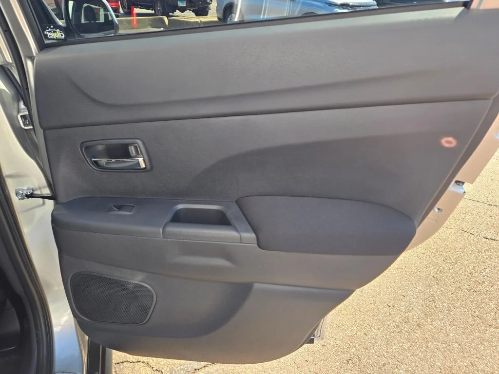 Used 2026 Gray Mitsubishi 2.0 ES image 7
