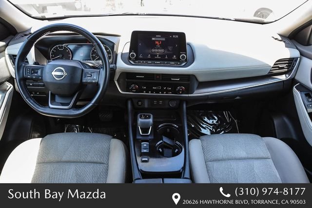 2025 Nissan Rogue SV - Photo 12
