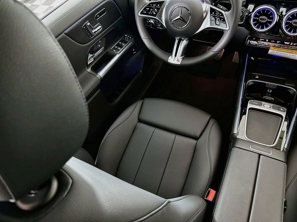 New 2026 Night Black Mercedes-Benz GLA 250 image 21
