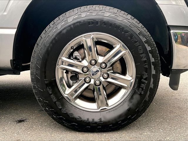 Used 2024 Silver Metallic Ford XLT image 9