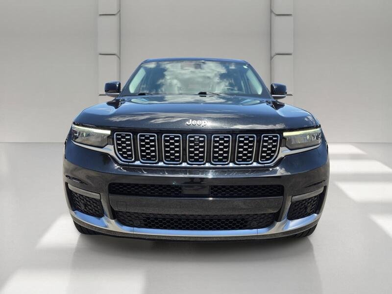 Used 2021 Diamond Black Crystal Pearlcoa JEEP SUMMIT 4X4 image 8