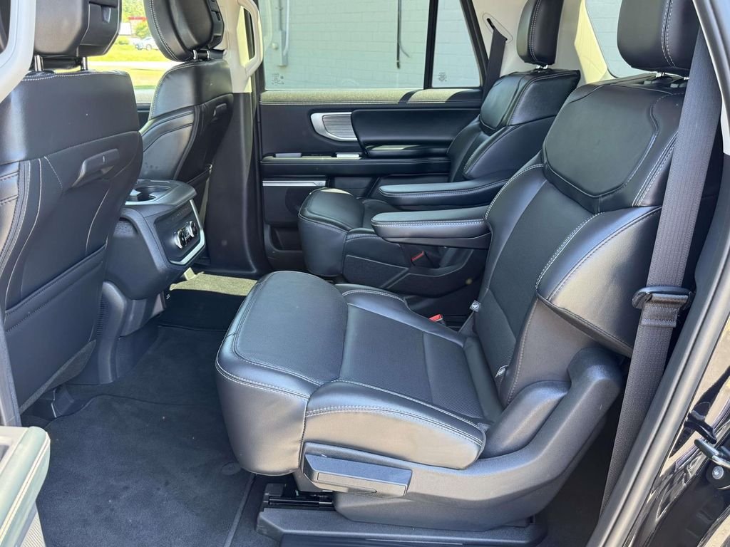 Used 2026 Black Ford Platinum image 18