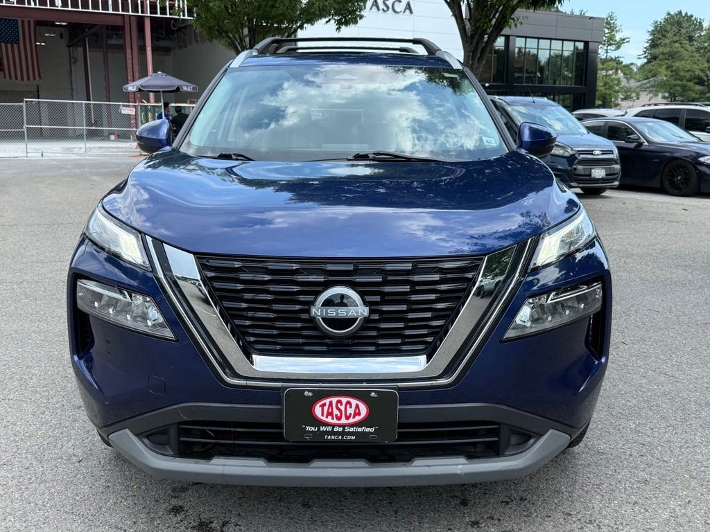 Used 2023 Caspian Blue Nissan SV image 3