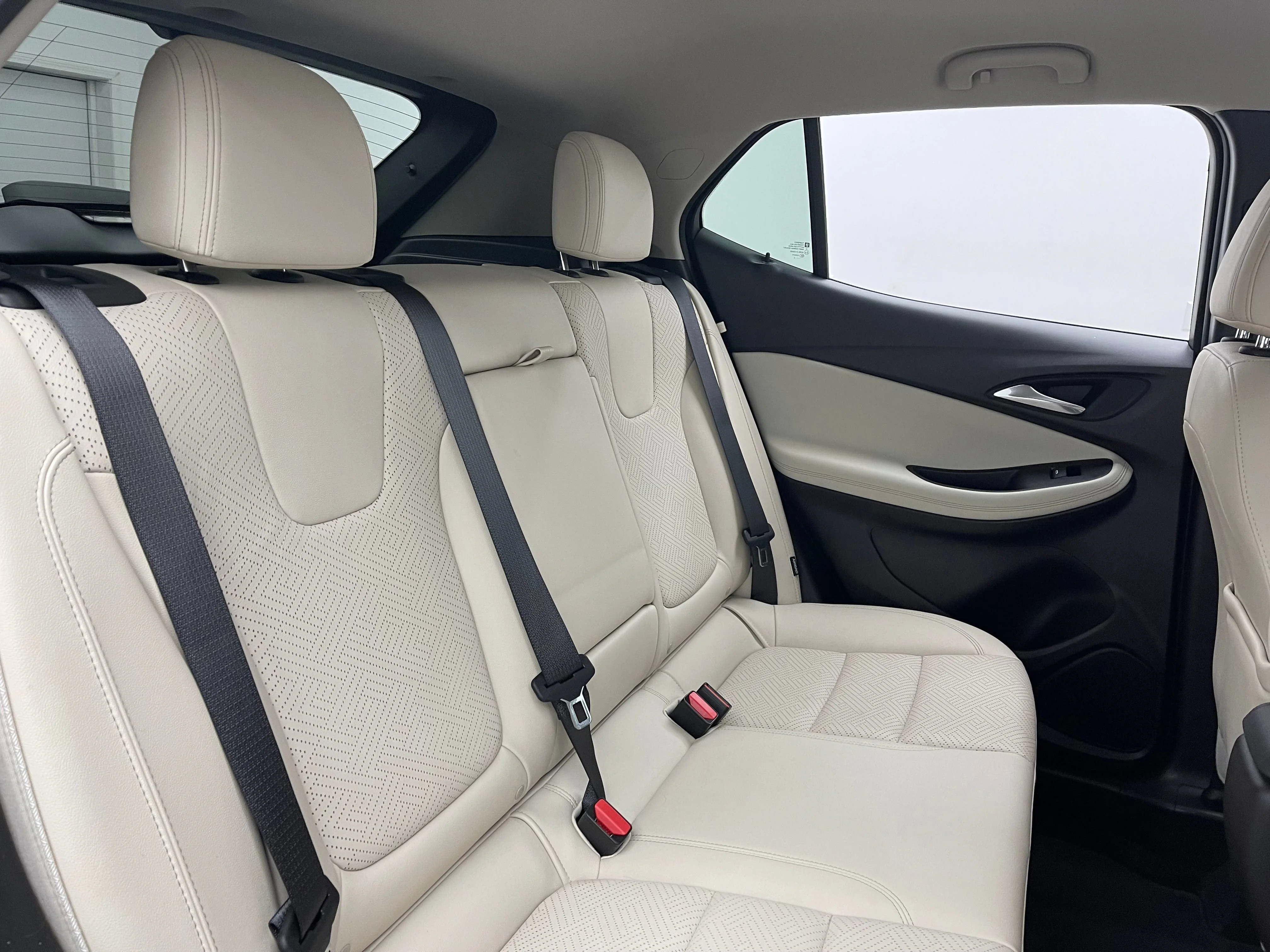 Used 2020 DARK MOON BLUE METALLIC Buick Essence image 38