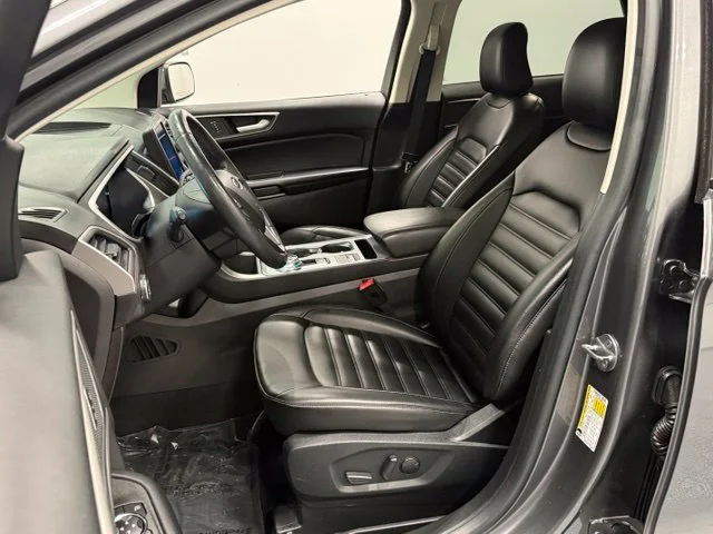 Used 2021 Gray Ford SEL image 12