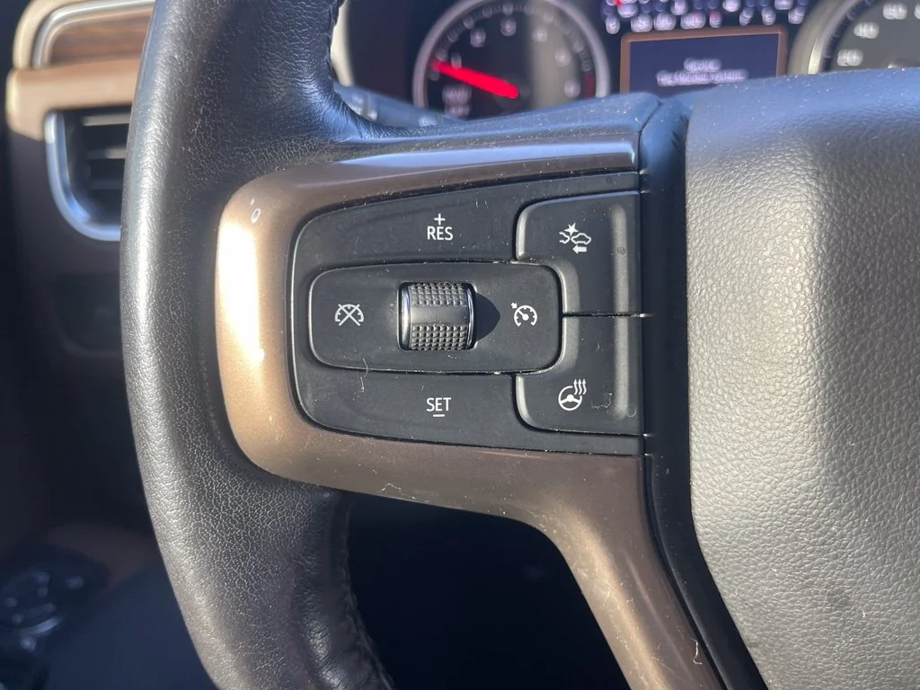 Used 2021 Graywood Metallic Chevrolet High Country image 12
