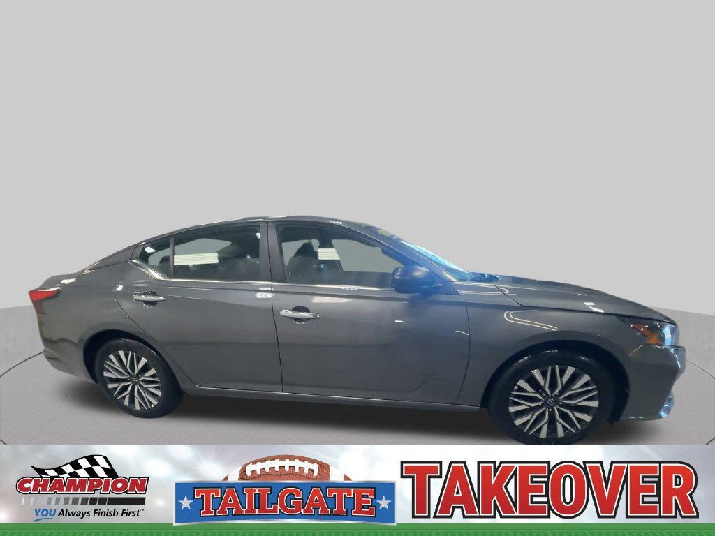 Used 2025 Nissan Altima SV with VIN 1N4BL4DV2SN312703 for sale in Royal Oak, MI