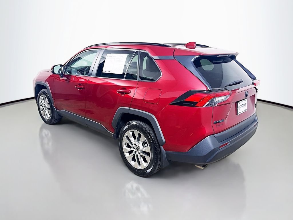 Used 2024 Ruby Flare Pearl Toyota XLE Premium image 5