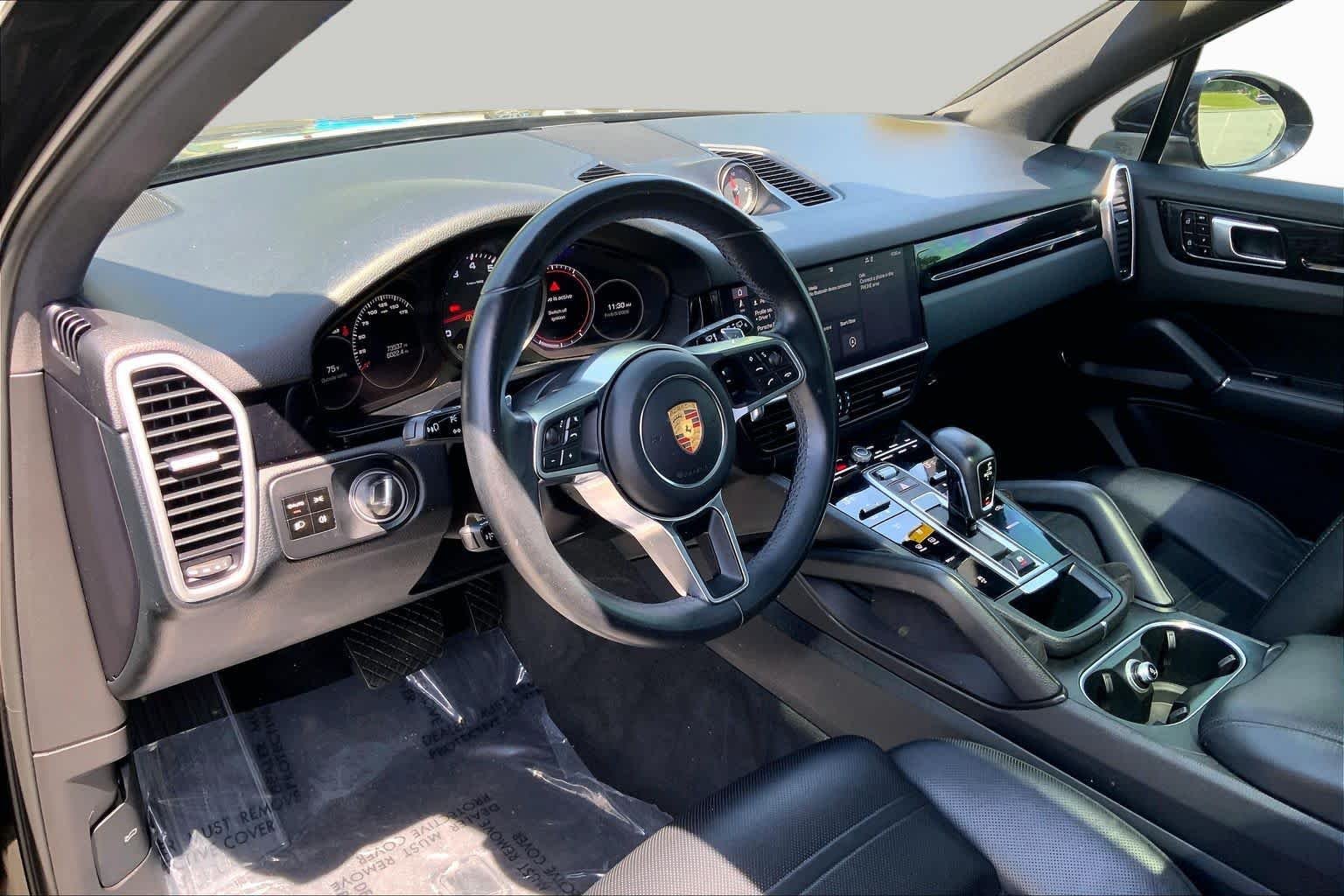 Used 2019 Black Porsche  image 18