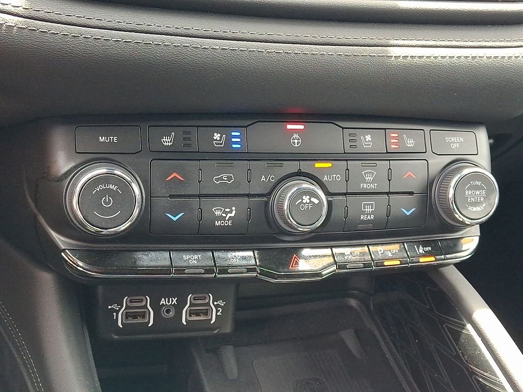 Used 2022 Gray Dodge Citadel image 18