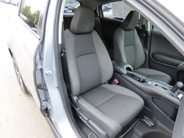 Certified Used 2021 Lunar Silver Metallic Honda EX image 15