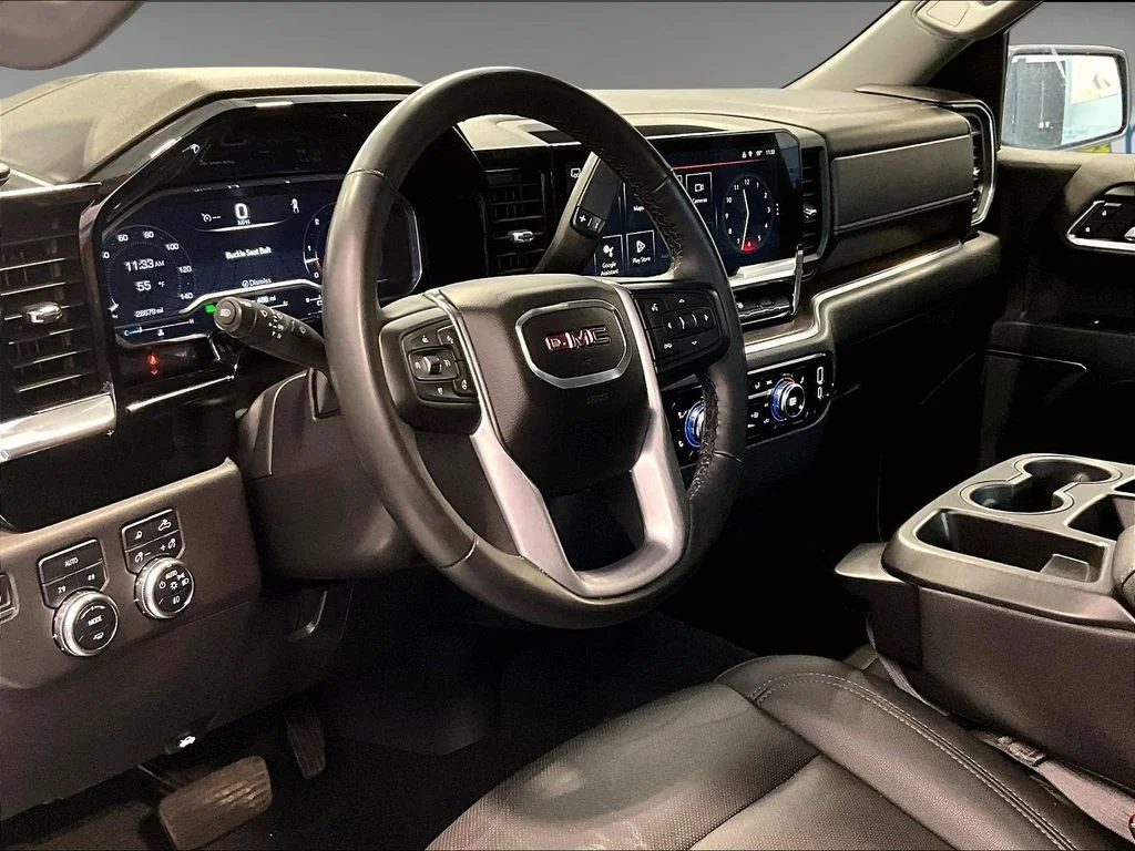2024 GMC Sierra 1500 SLT - Photo 13