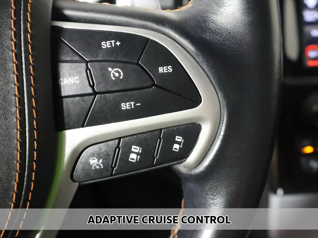 Used 2020 Black Jeep Summit image 6