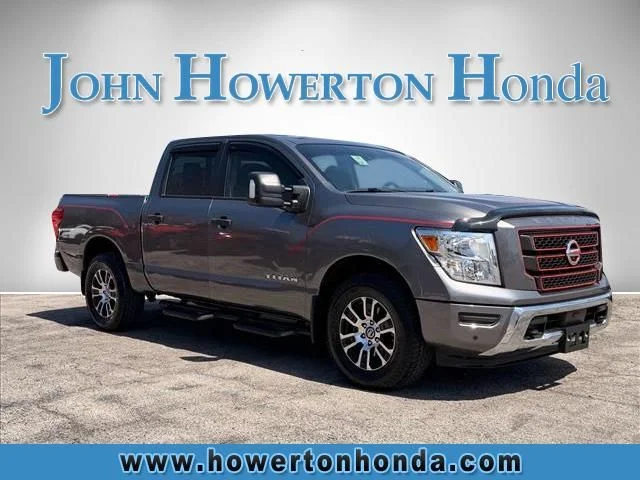 2022 Nissan Titan SV