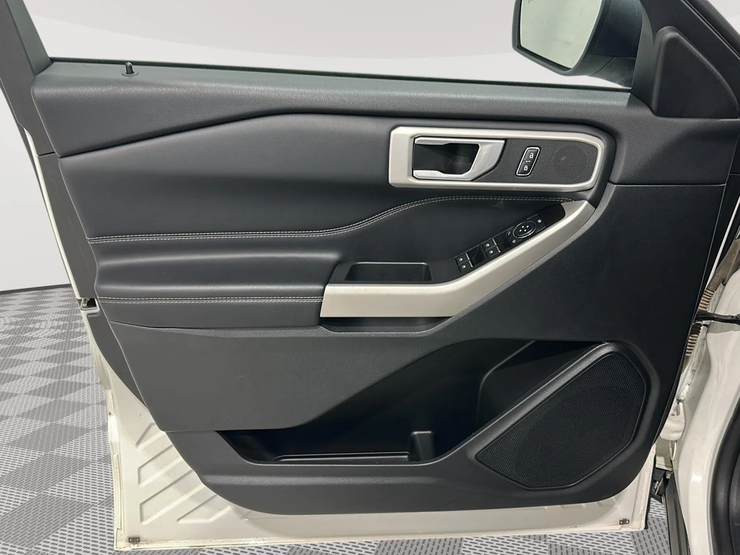 Used 2022 . Ford XLT image 18