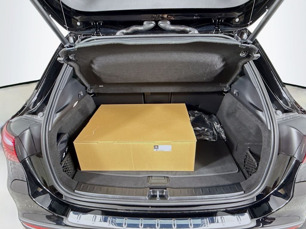 Used 2026 Black Mercedes-Benz GLA 250 image 28