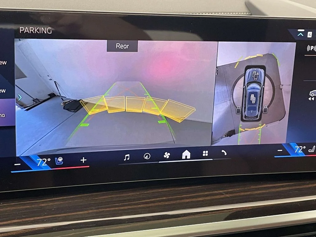 New 2027 Gray BMW xDrive40i image 25