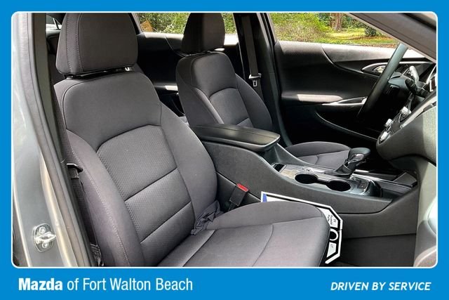 Used 2024 Gray Chevrolet LT image 30