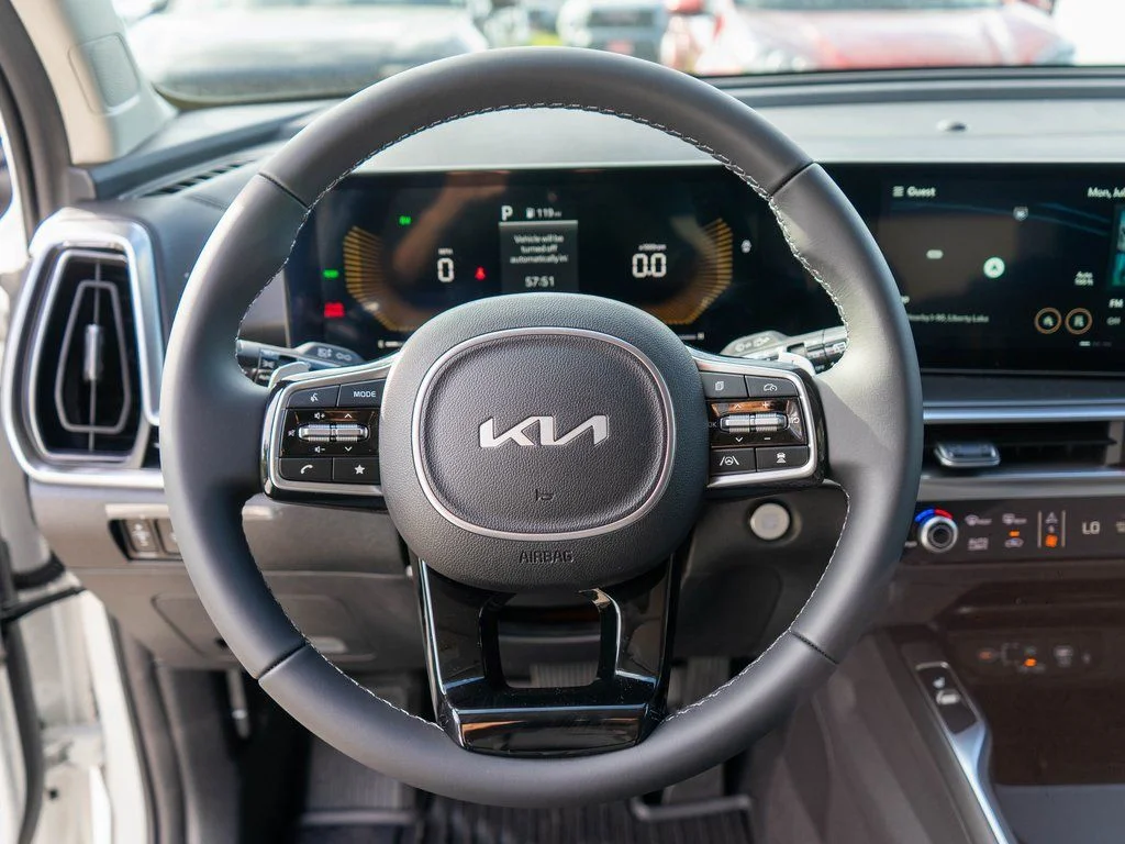2025 Kia Sorento EX Hybrid - Photo 15