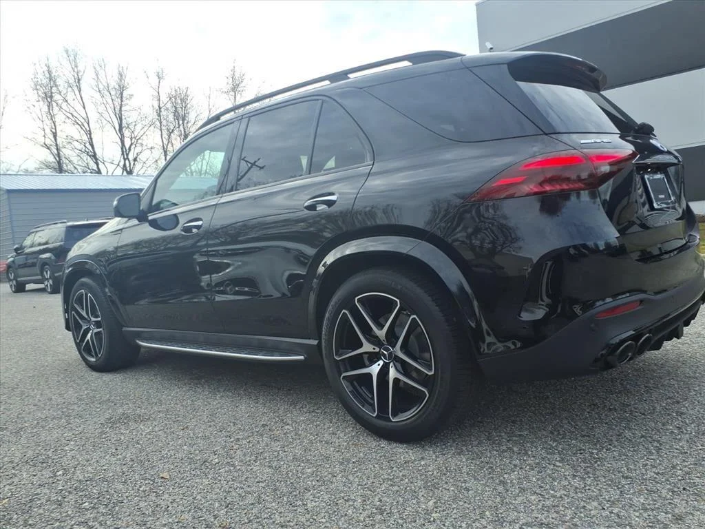 New 2026 BLACK Mercedes-Benz AMG® GLE 53 image 4