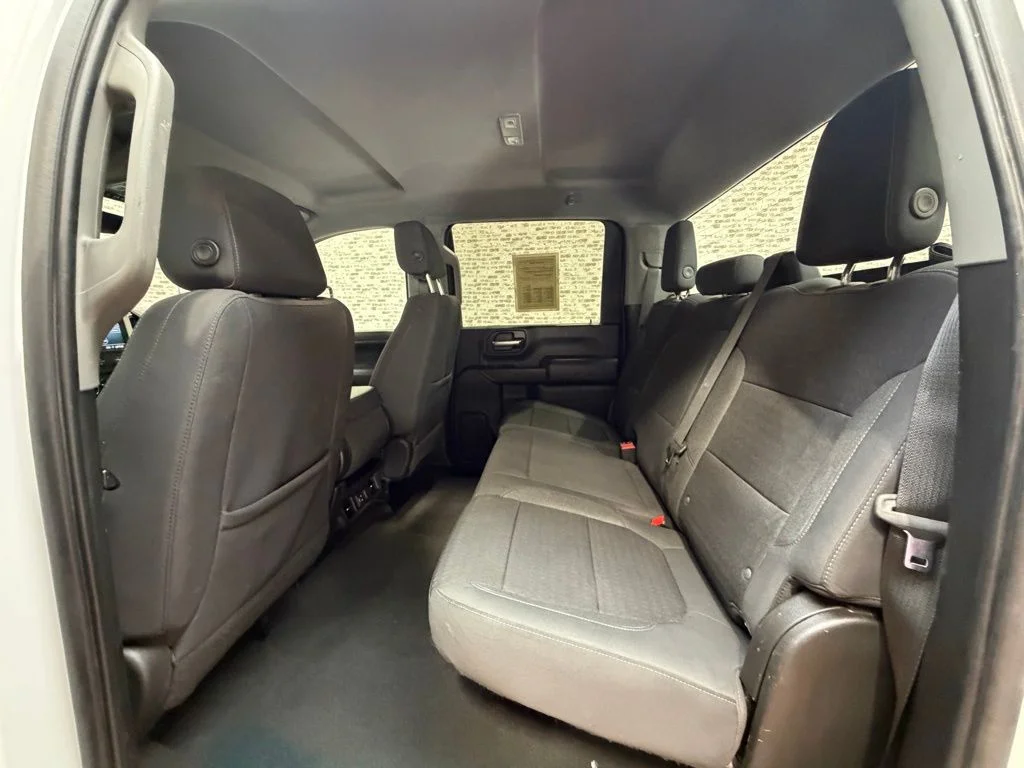 Used 2022 White Chevrolet LT image 13