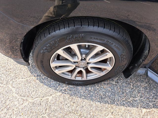 Used 2016 Black Nissan SV image 31
