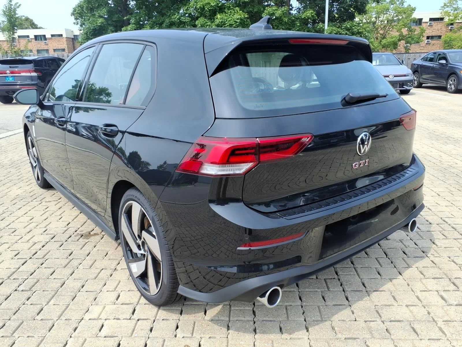 New 2026 Mythos Black Metallic Volkswagen 2.0T S DSG image 3