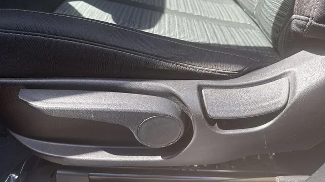 Certified Used 2023 Gray Kia LX image 9